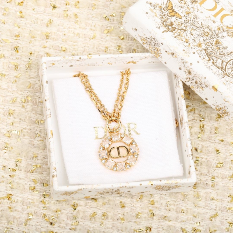 chr1st1an D10r necklaces